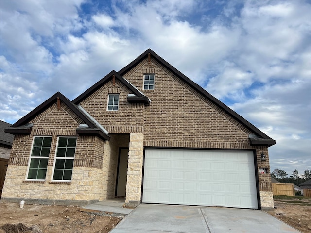 view of front of house featuring a garage