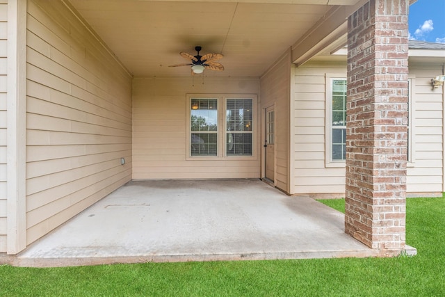 view of patio with ceiling fan