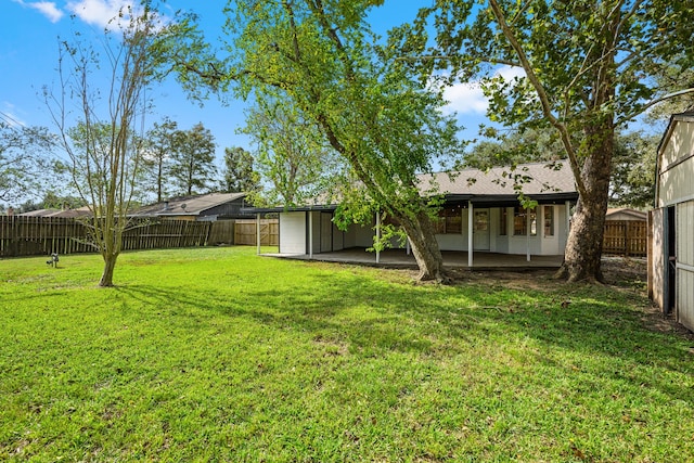 view of yard with a patio