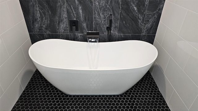 4526 Dixie Dr, Houston, TX 77021 - full bath featuring tile walls and a freestanding bath