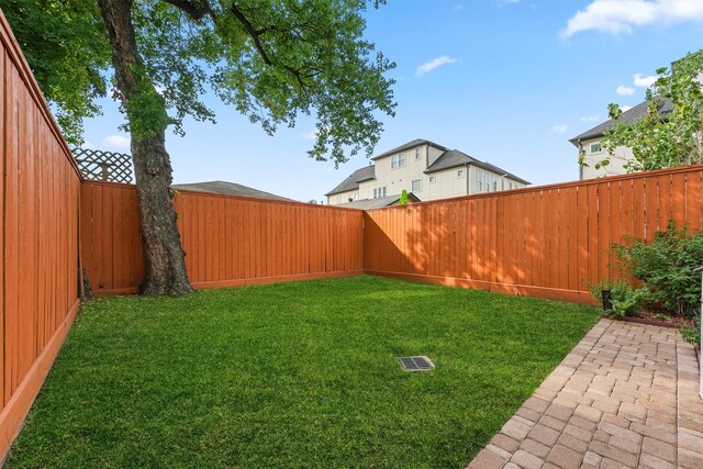 view of yard with a patio area