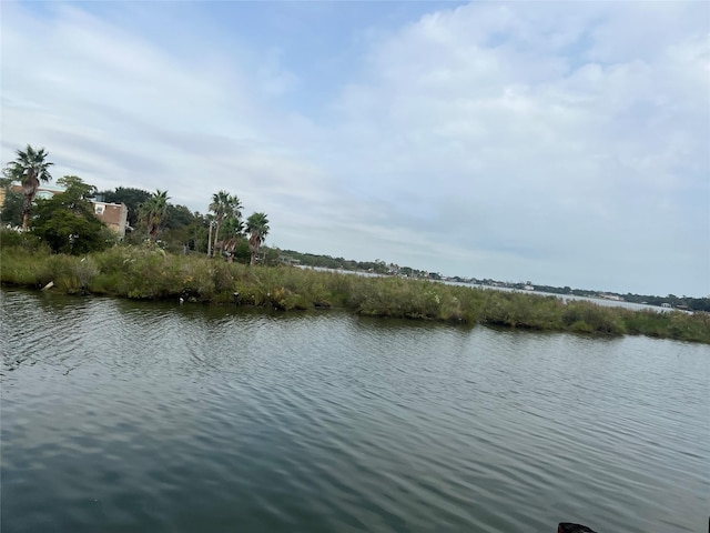 15 Cmdr Runco Ln, Seabrook, TX 77586