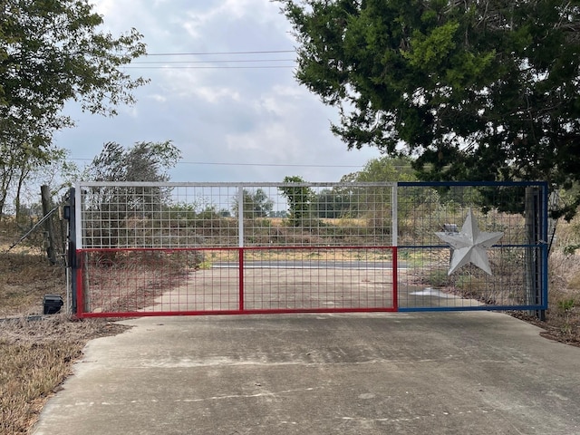 6016 Fm 2720, Maxwell, TX 78656 - view of gate