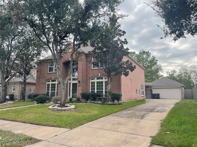 view of front of property with a front yard