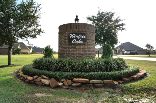 5410 Camp Creek Rd, Baytown, TX 77523 - photo 1