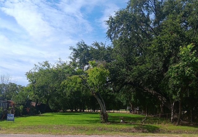 114 1st Ave N, Texas City, TX 77590 - photo 1
