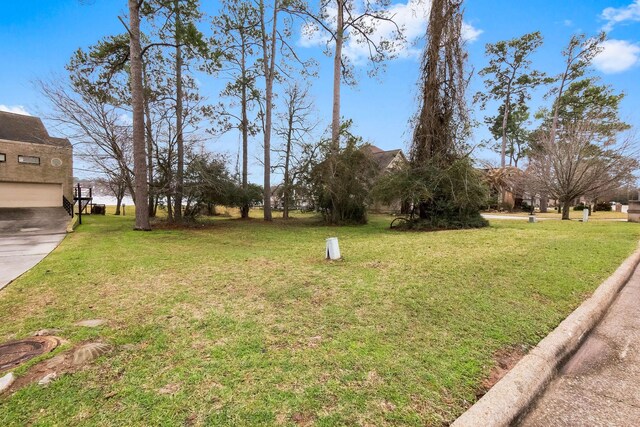 11823 Thoreau Dr, Montgomery, TX 77356