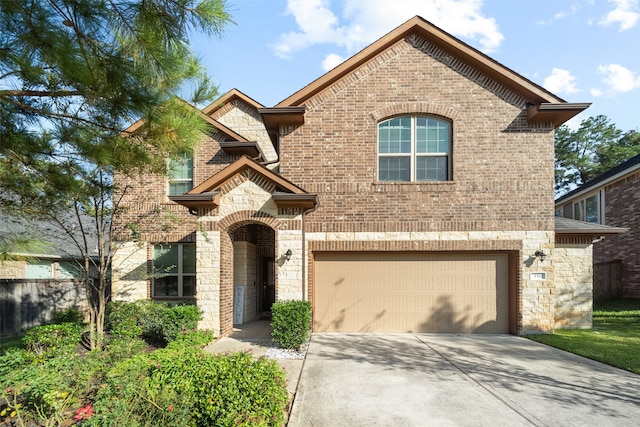 view of front facade featuring a garage