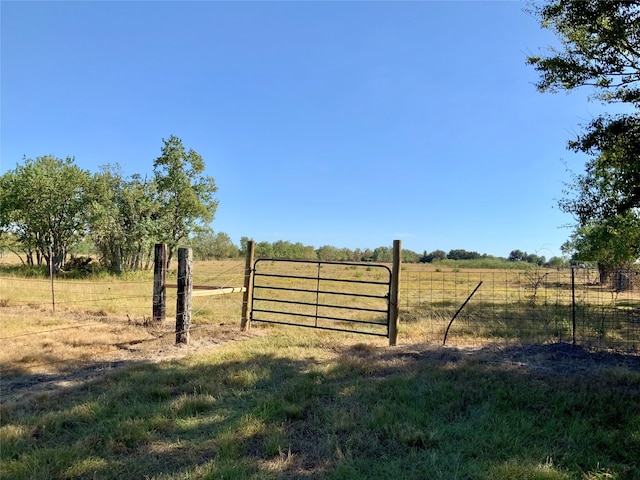 Listing photo 3 for 3306 Barbers Hill Rd, Highlands TX 77562