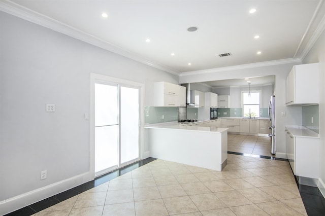 kitchen with white cabinetry, stainless steel appliances, kitchen peninsula, crown molding, and light tile patterned floors