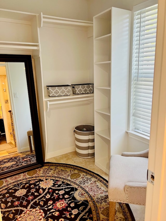 2817 Houston Ave, Houston, TX 77009 - view of closet