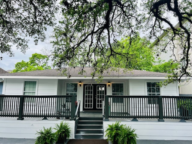 view of front facade with a porch