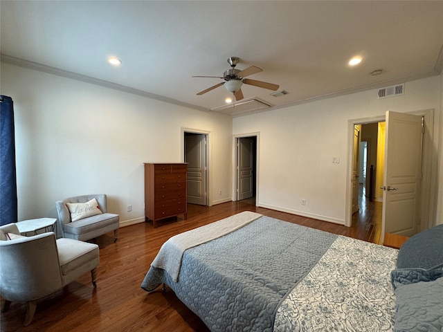 bedroom featuring crown molding, dark hardwood / wood-style floors, and ceiling fan