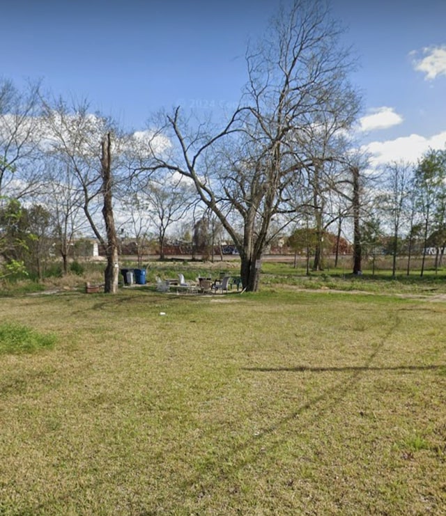 Listing photo 2 for 2604 Harrington St, Houston TX 77026