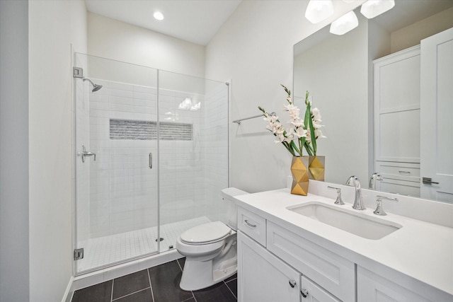309 W Pierce St, Houston, TX 77019 - full bath featuring toilet, a shower stall, vanity, and recessed lighting