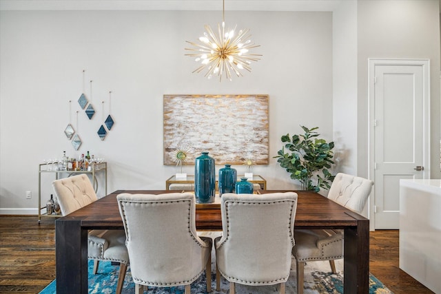 309 W Pierce St, Houston, TX 77019 - dining room with a chandelier and wood finished floors