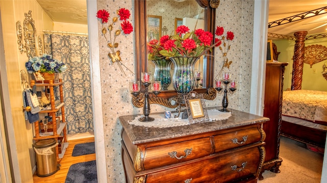 room details featuring hardwood / wood-style flooring