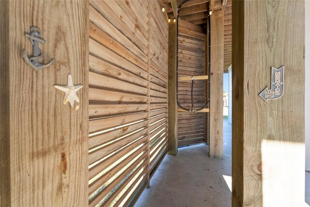 2423 Sandpiper, Crystal Beach, TX 77650 - view of hallway