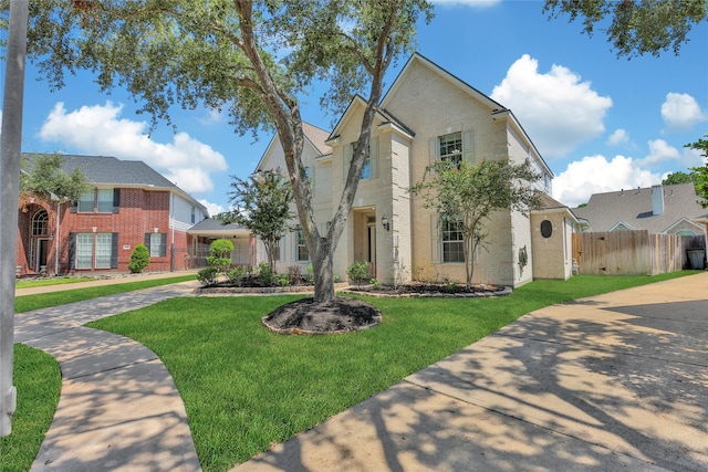 view of front of house with a front yard