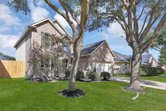 view of front of property with a front yard