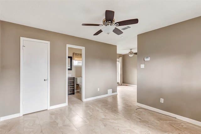 empty room featuring ceiling fan