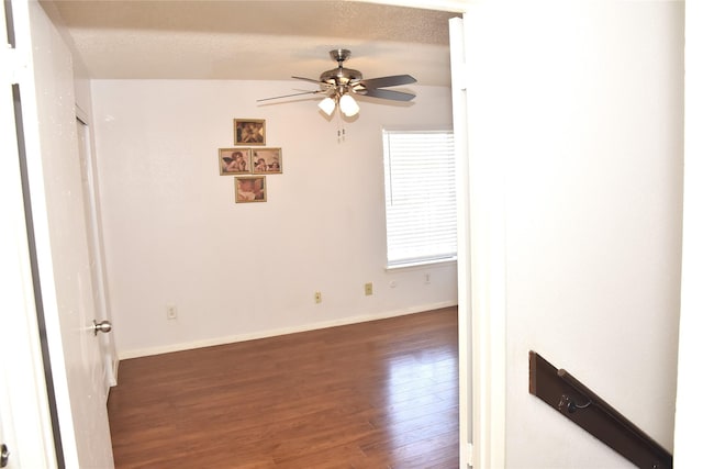 12264 Bob White Dr Unit 122, Houston, TX 77035 - unfurnished room with wood finished floors, baseboards, and ceiling fan