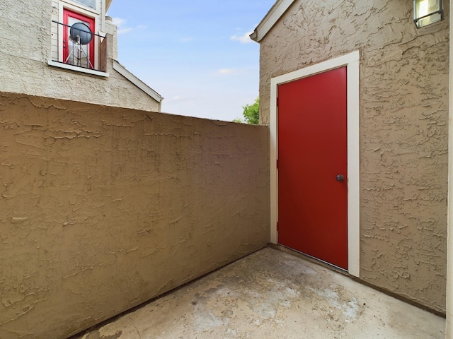10855 Meadowglen Ln Unit 1112, Houston, TX 77042 - entrance to property featuring stucco siding
