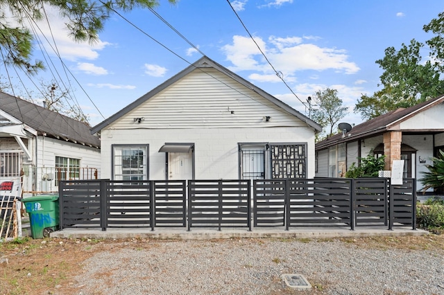 213 Super St, Houston, TX 77011 - rear view of house featuring fence