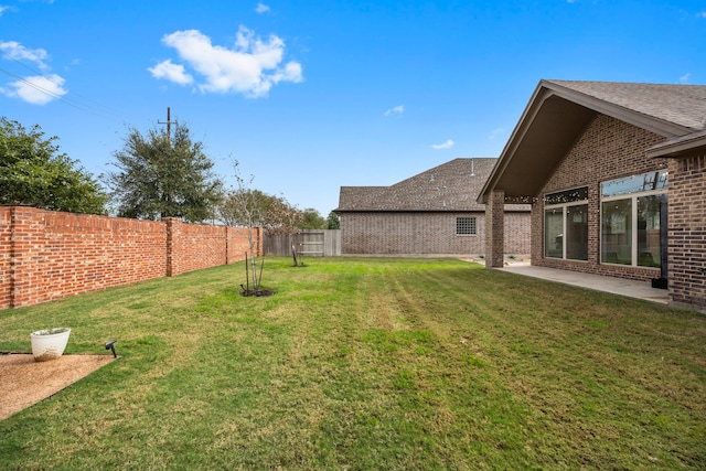 2215 Rose Manor Ct, Richmond, TX 77469 - view of yard featuring a patio area