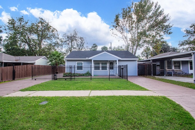 view of front of property with a front lawn