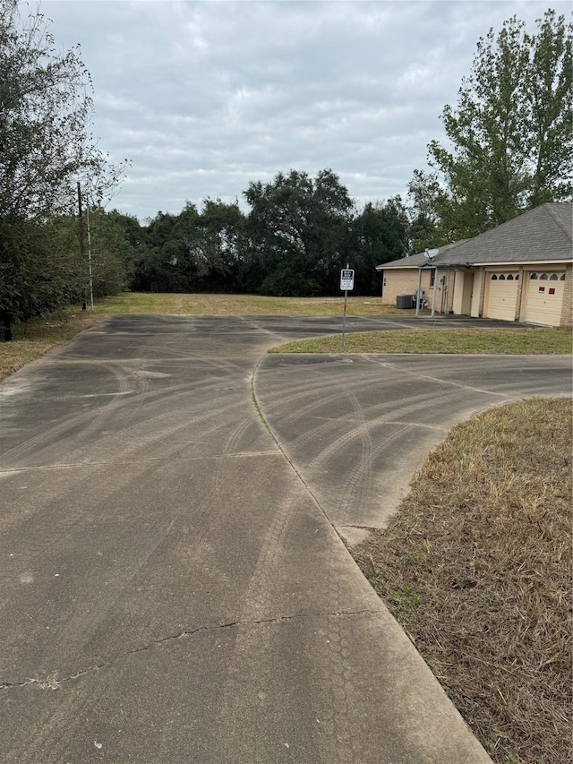 617 County Road 99, Alvin, TX 77511 - view of concrete road