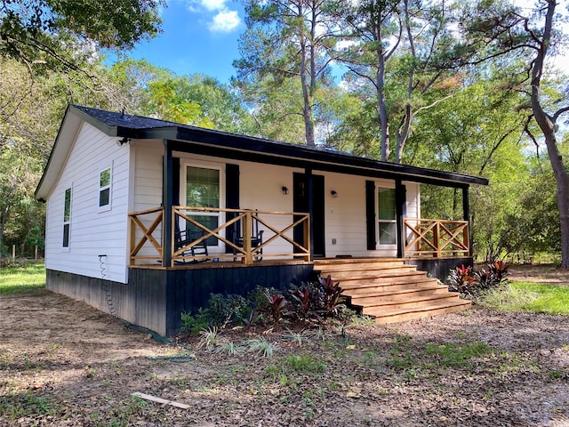 view of front of house with a porch