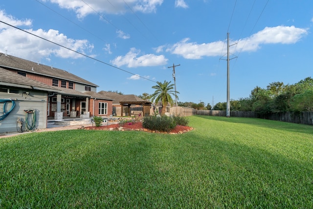 view of yard featuring a patio area and a pergola