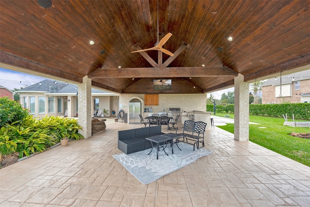 view of patio featuring an outdoor living space