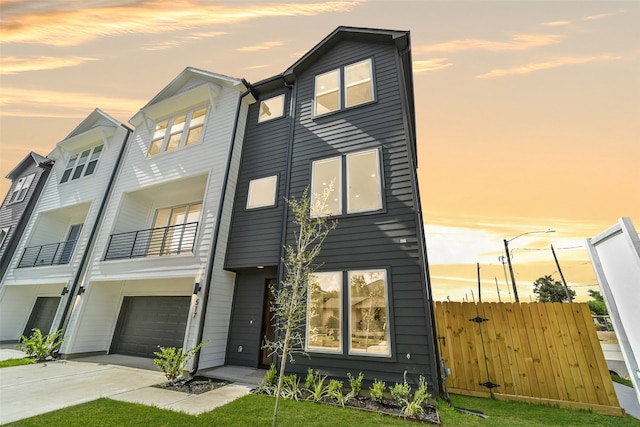 view of front of property featuring a garage