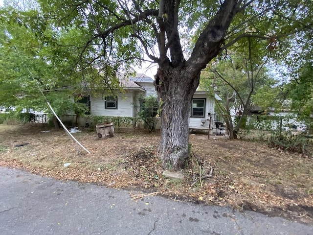 view of obstructed view of property