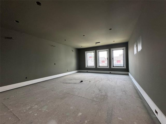 1606 Hazard St, Houston, TX 77019 - unfurnished room featuring baseboards