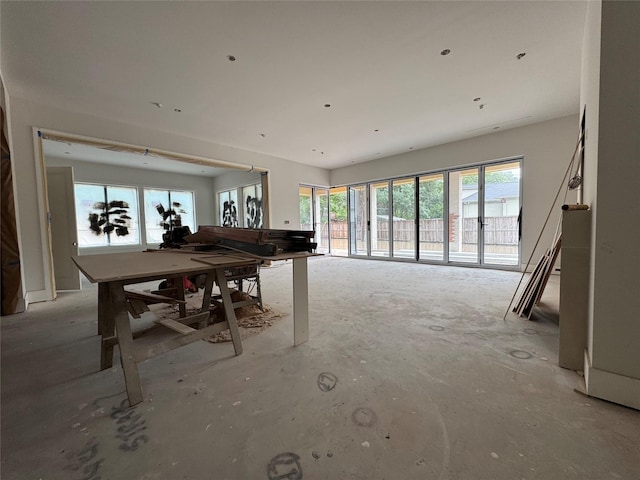 710 Glen Echo Ln, Hedwig Village, TX 77024 - playroom featuring concrete floors