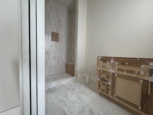710 Glen Echo Ln, Hedwig Village, TX 77024 - bathroom with a shower stall