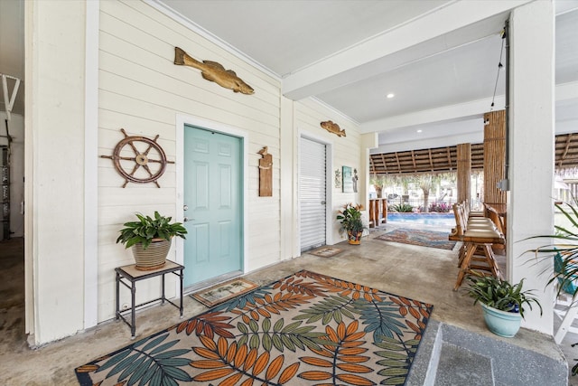 102 Bamaku Bnd, Tiki Island, TX 77554 - doorway to property with a porch