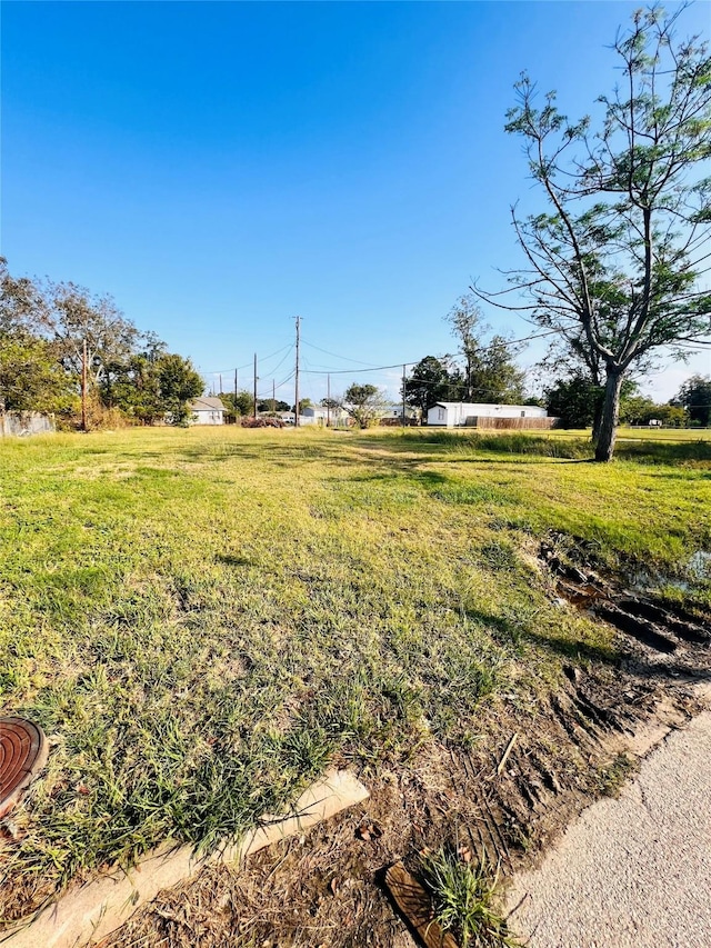 1002 Carnegie St, Baytown, TX 77520 - photo 2