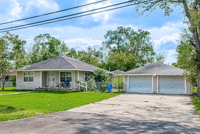 single story home featuring a front lawn and covered porch