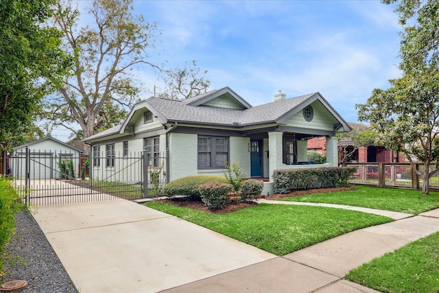 view of front of house with a front yard