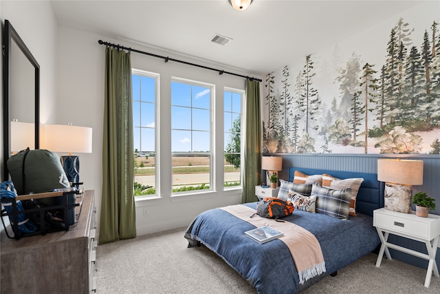 bedroom with carpet flooring