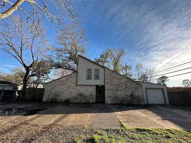 view of front of home featuring a garage