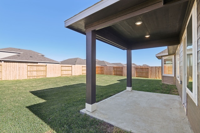 view of yard with a patio