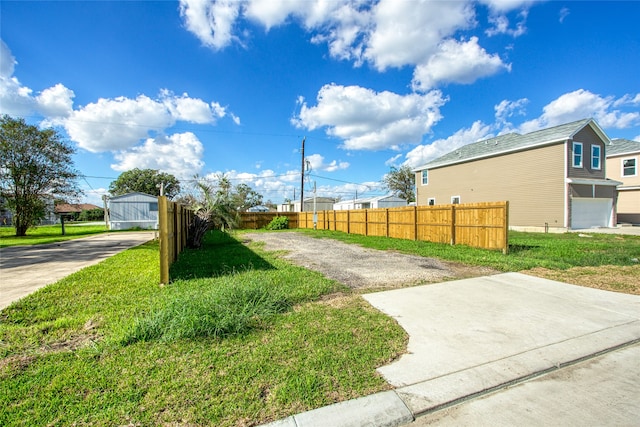 Listing photo 3 for 142 Flamingo Bight S, Baytown TX 77523