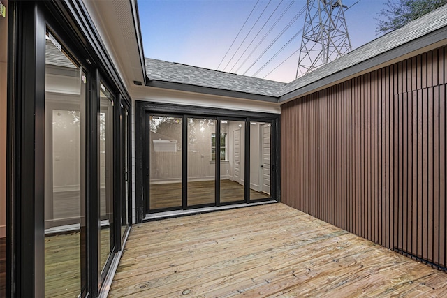 2714 Hardy St, Houston, TX 77009 - view of wooden terrace