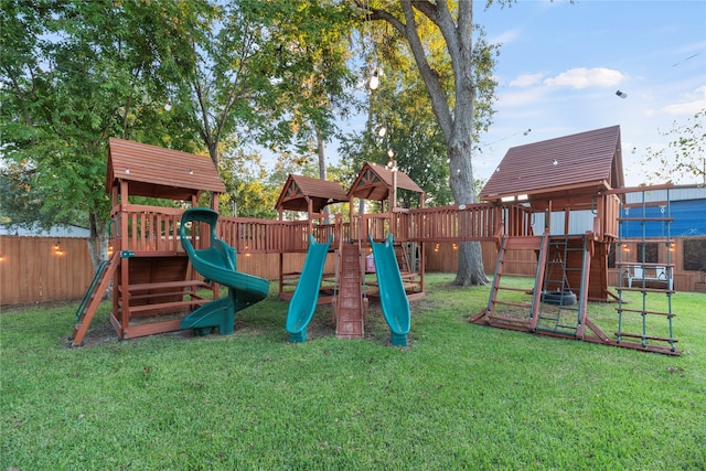 view of jungle gym featuring a yard