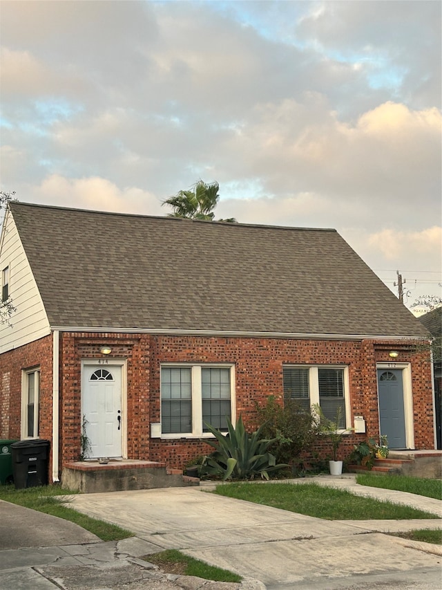 view of front of house